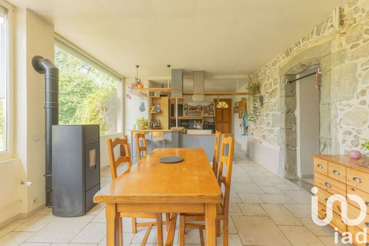 Appartement 174 m² à Saint-Ours  - photo 4