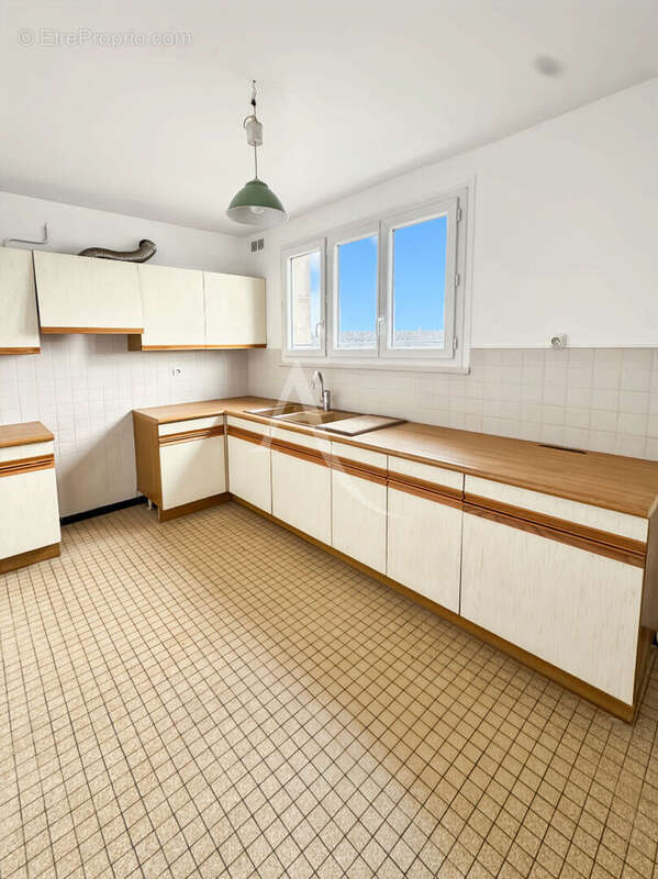 Appartement à ROSNY-SOUS-BOIS
