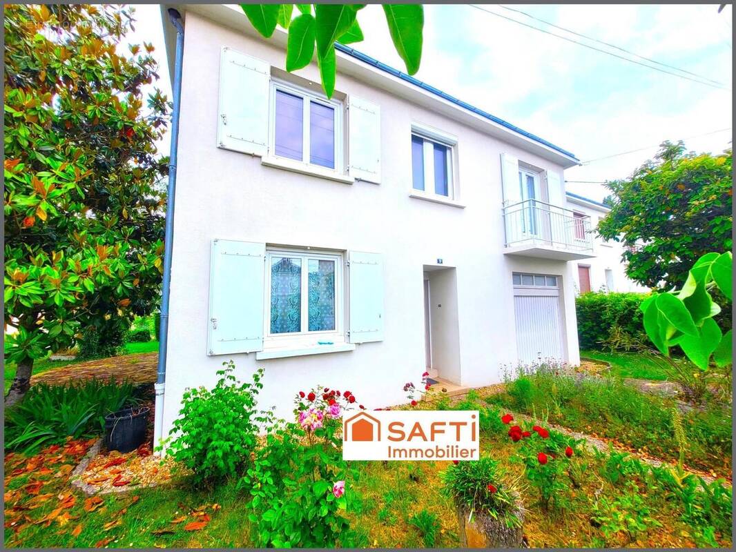 Photo 1 - Maison à DESCARTES