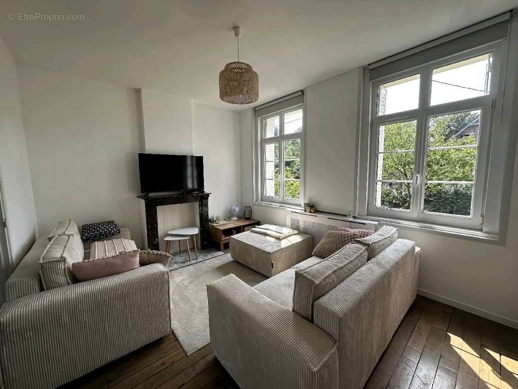 Maison à ETRICOURT-MANANCOURT