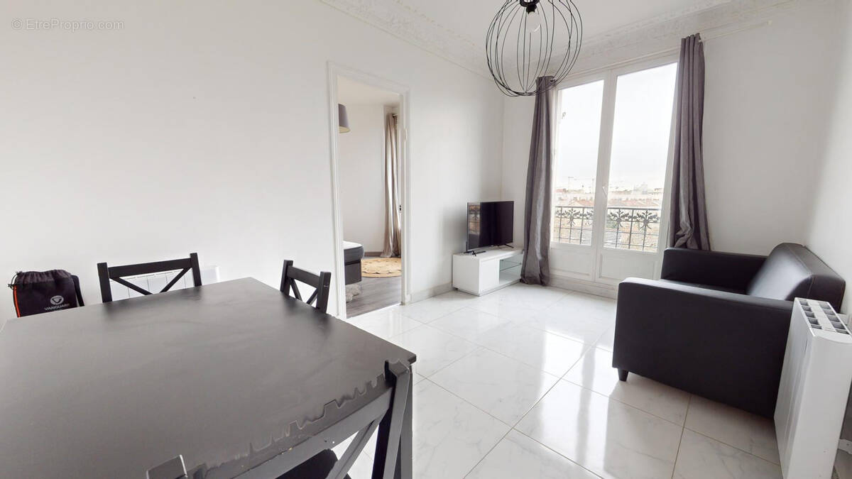 Appartement à LE BOURGET