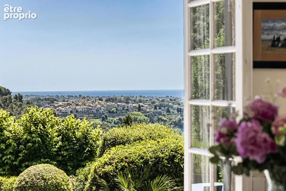 SAINT PAUL DE VENCE, grande maison de charme avec vue époustouflante - photo 3