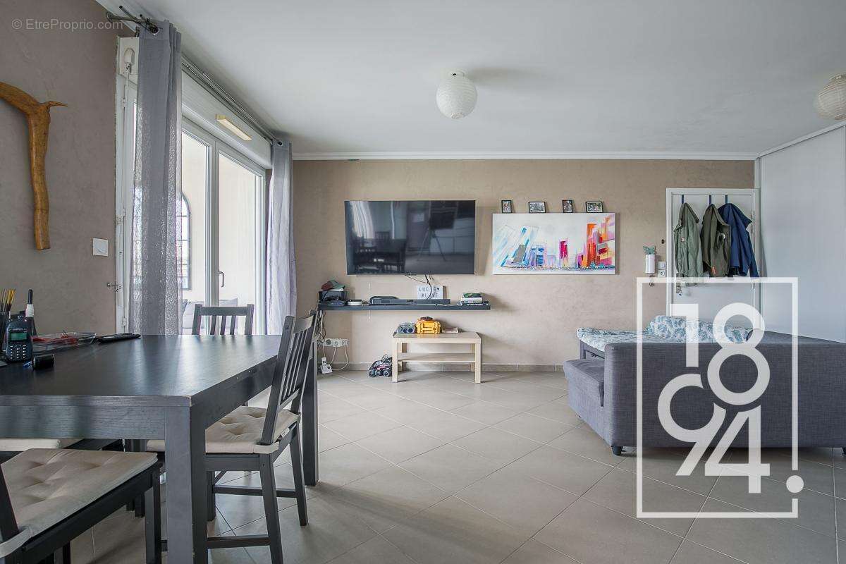 Appartement à MARSEILLE-10E