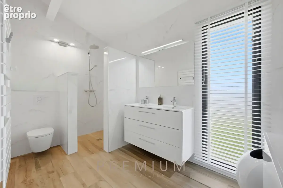 Villa d'architecte baignée de lumière. - photo 14