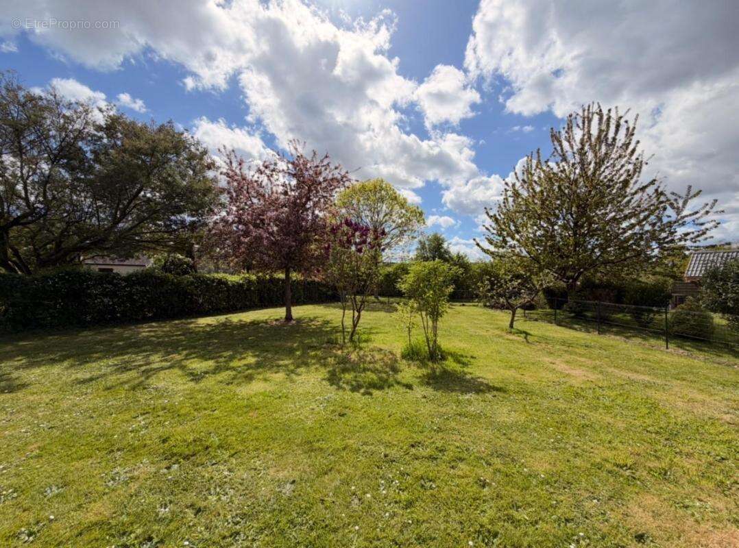 Maison à MALESTROIT