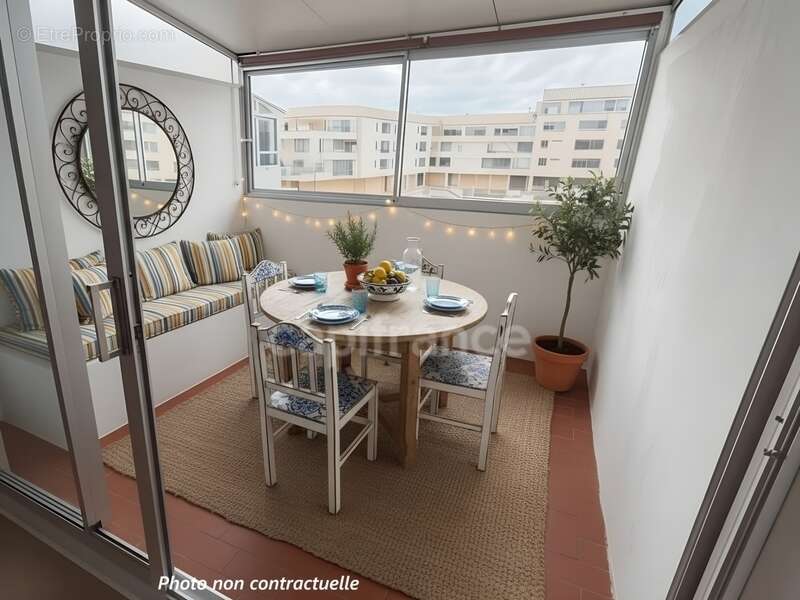  INVESTISSEMENT MALIN À SÈTE  Studio lumineux avec vue marina, loggia et climatisation dans le quartier très recherché des Quill - photo 4