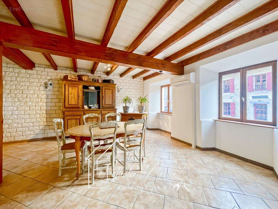 Maison de village avec terrasse et garage - photo 4