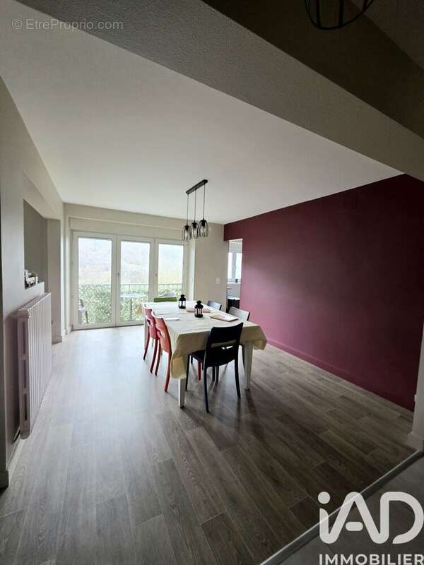 Photo 4 - Appartement à AUDUN-LE-TICHE