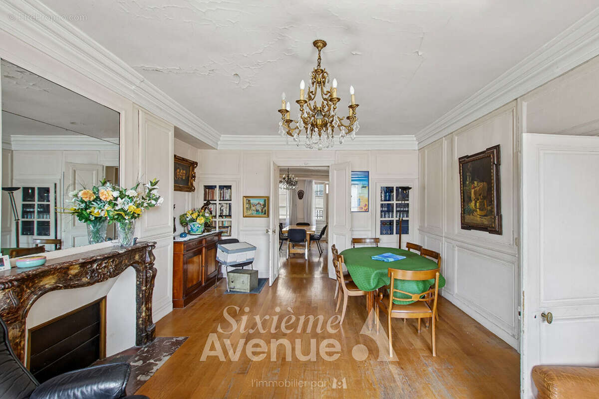 Appartement à PARIS-4E