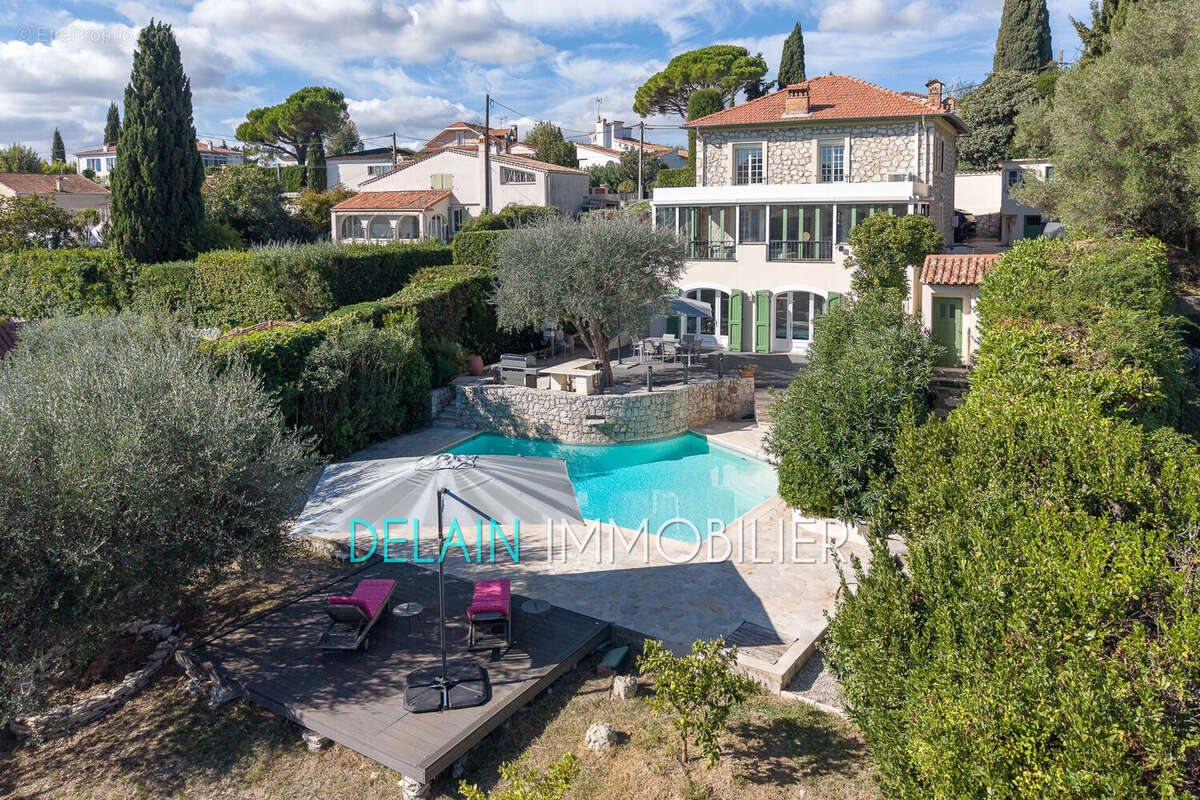 Maison à CAGNES-SUR-MER