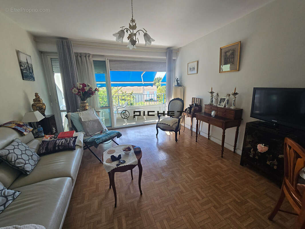 La Rochelle ,  AppartementT3 69m² avec balcon,  cave et parking - photo 2