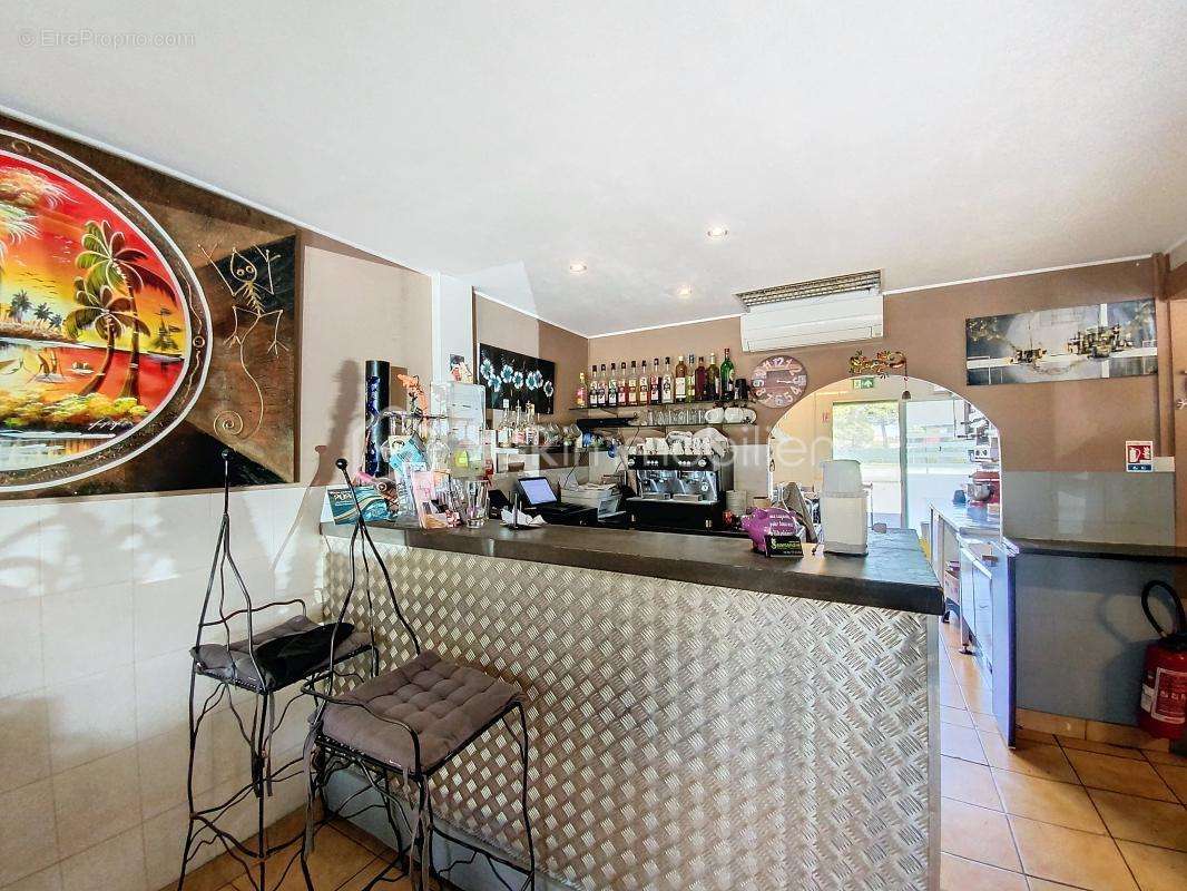 Commerce à LE GRAU-DU-ROI