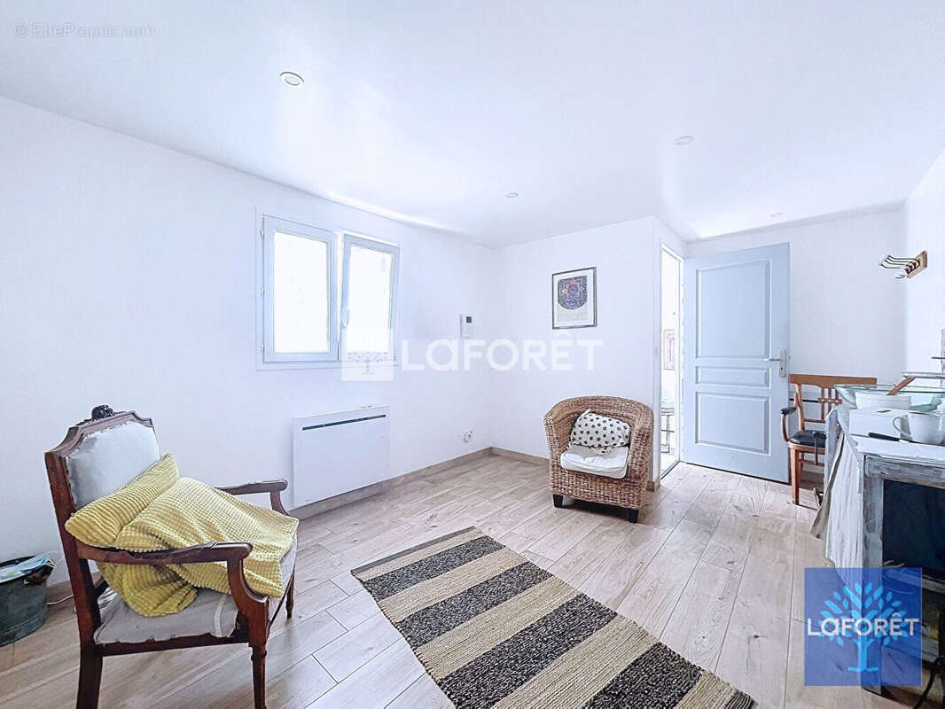 Maison à VIGNEUX-SUR-SEINE