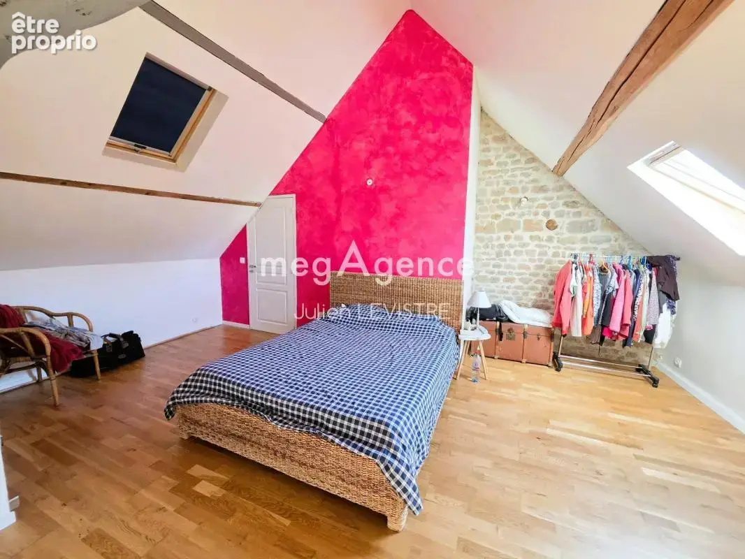 Maison de 7 pièces de 200m² - photo 8