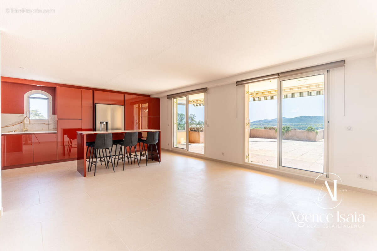 Appartement 85 m² à Bormes-Les-Mimosas  - photo 6