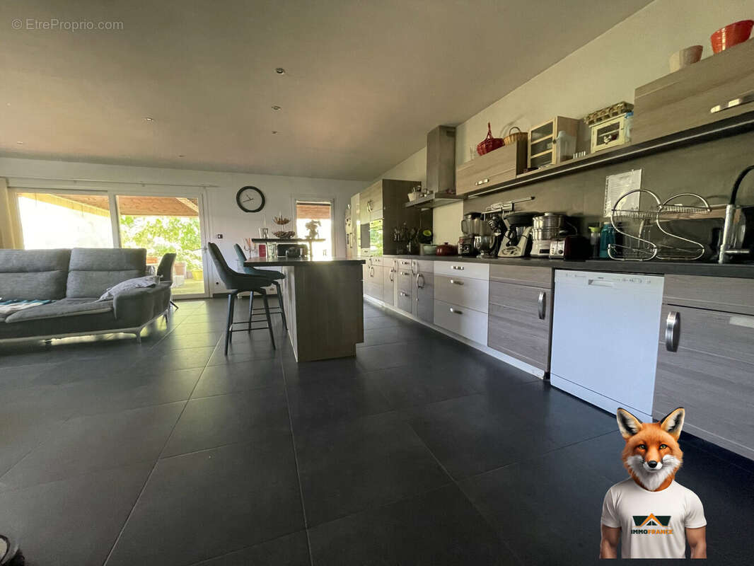 Maison 167 m² à Bonnay  - photo 2