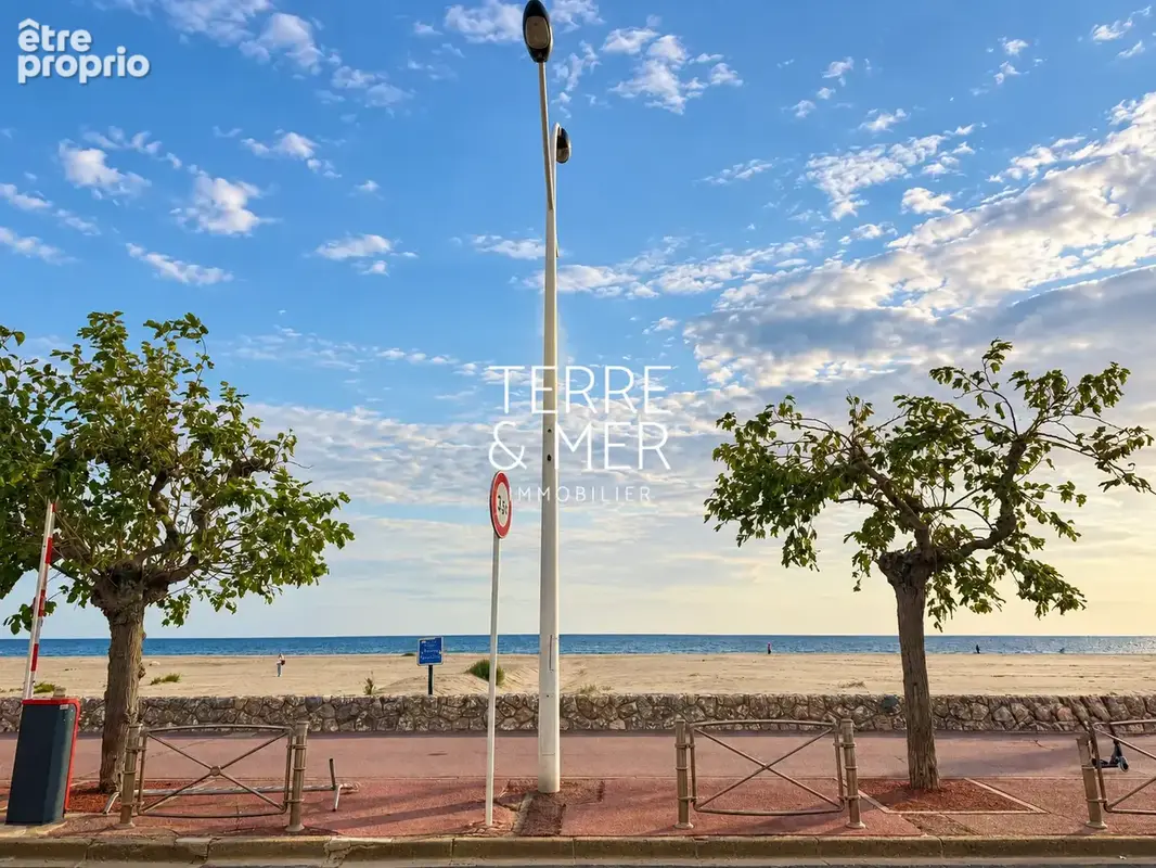 Canet-en-roussillon plage   t3 rénové à 30 mètres de la mer - parking privatif - photo 3