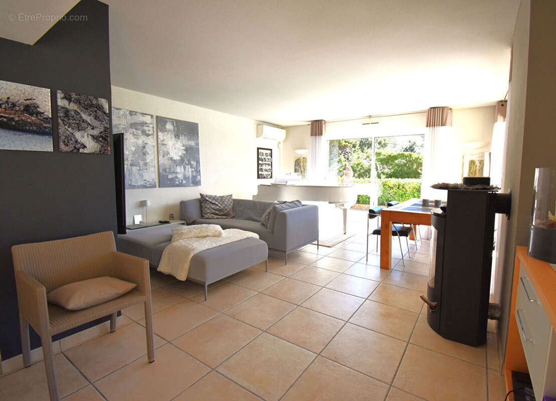 Appartement à SAINT-RAPHAEL