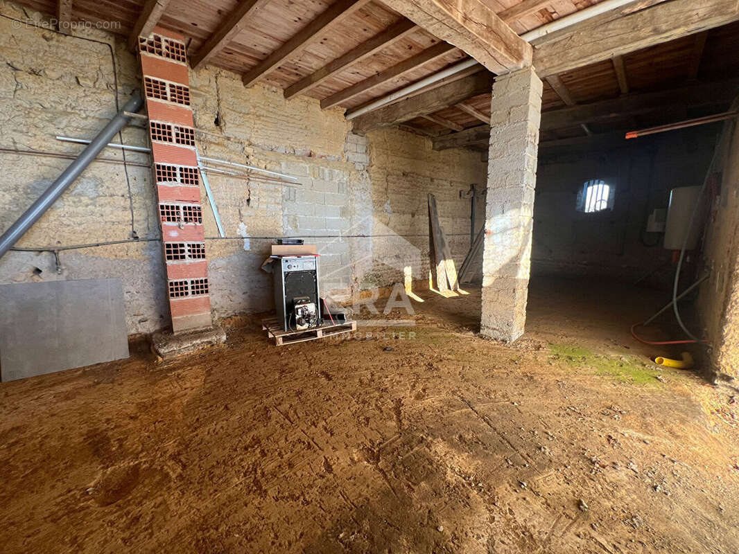 Maison à VILLEMBITS