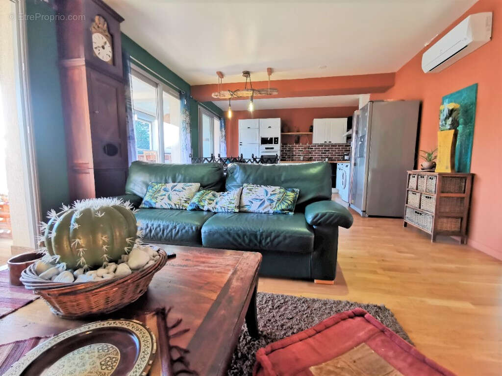 Appartement à MARSEILLE-8E