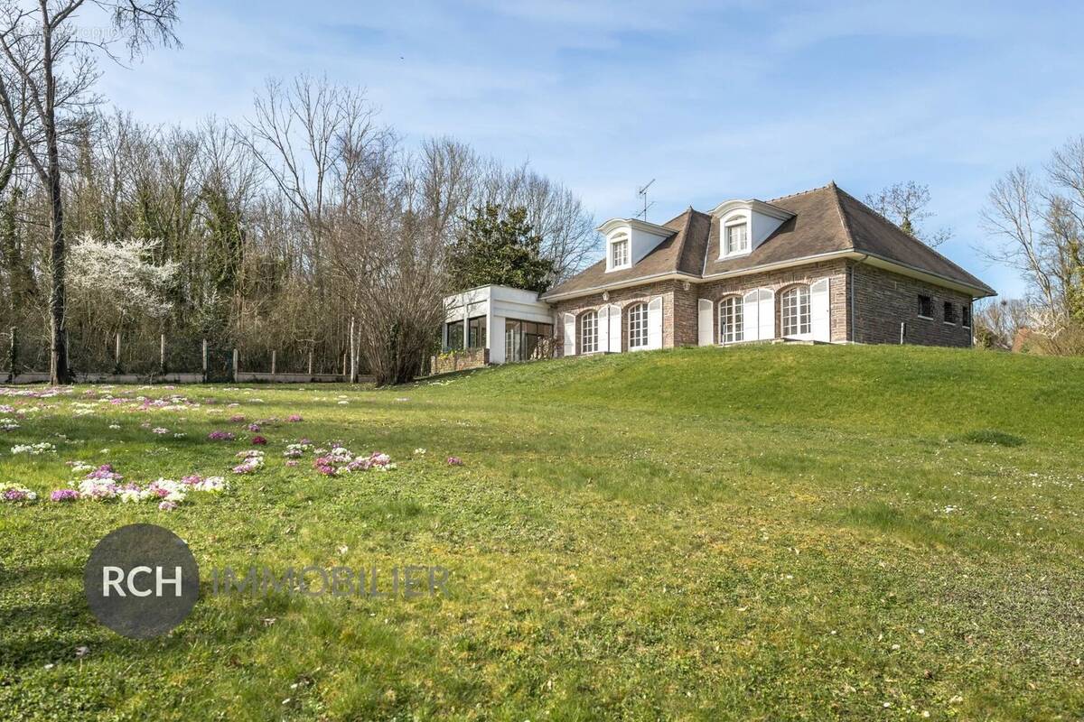 Maison à MEZY-SUR-SEINE