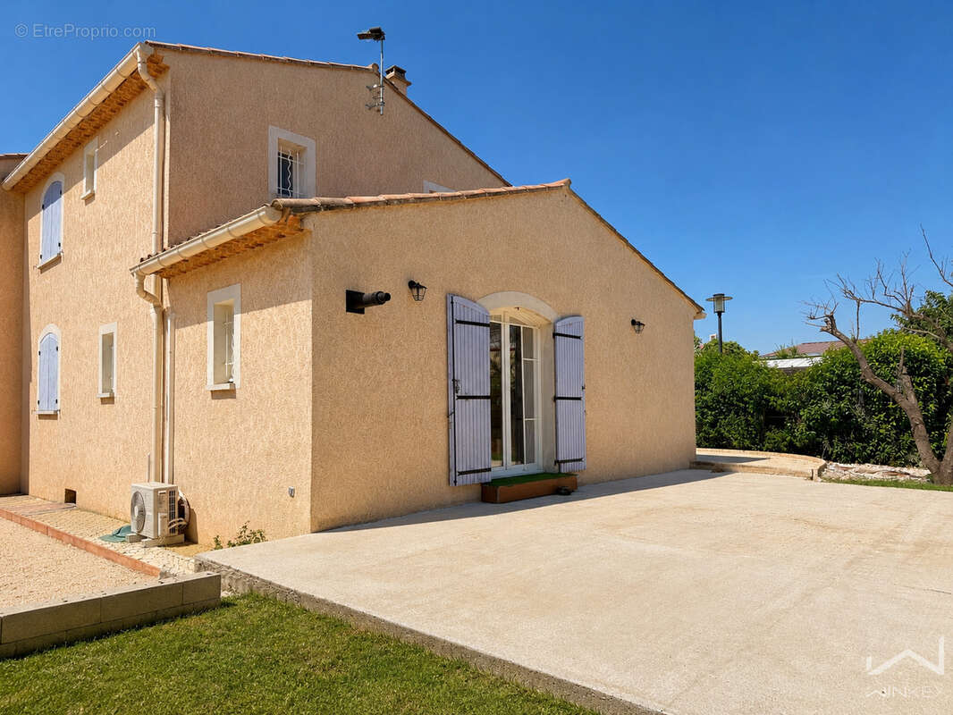 Exclusivité saint just d' ardèche : maison -  3 chambres - garage -  jardin clos - environnement privilégié - photo 3