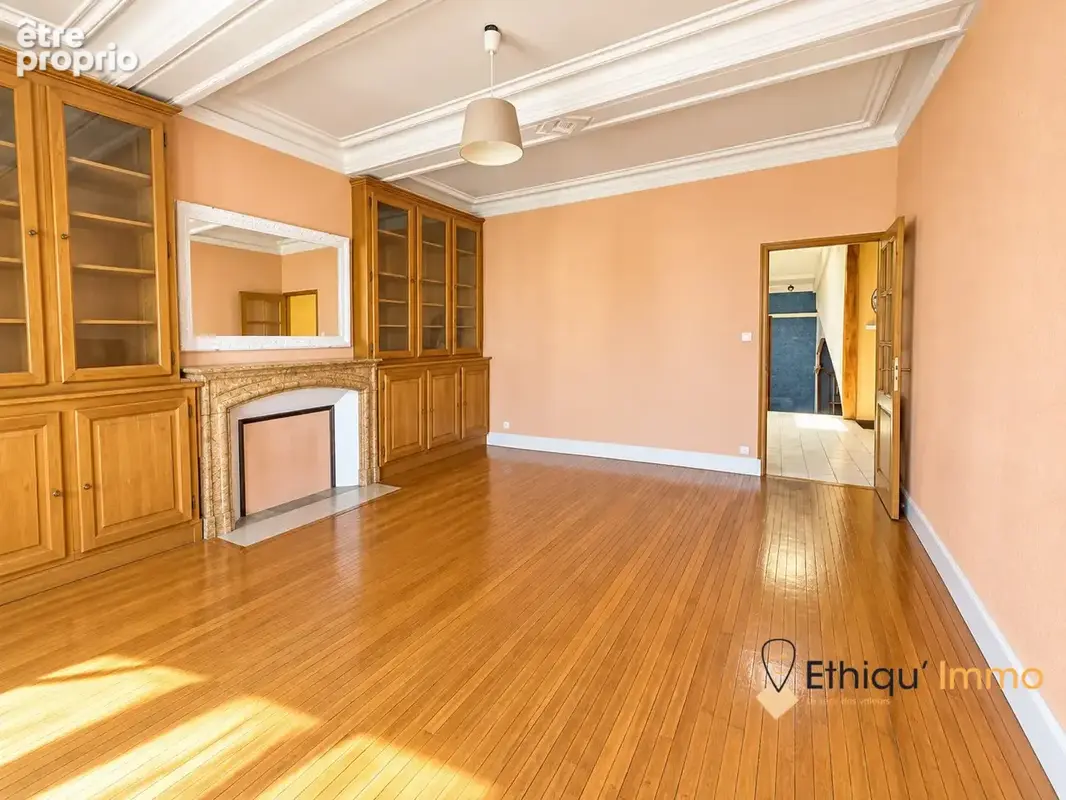 Appartement 5 pièces 122 m² à vendre à Bar-Sur-Aube (10200) - photo 2