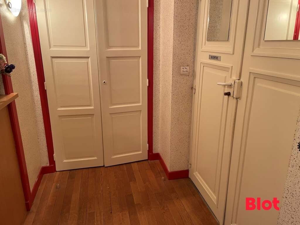 Appartement à FOUGERES