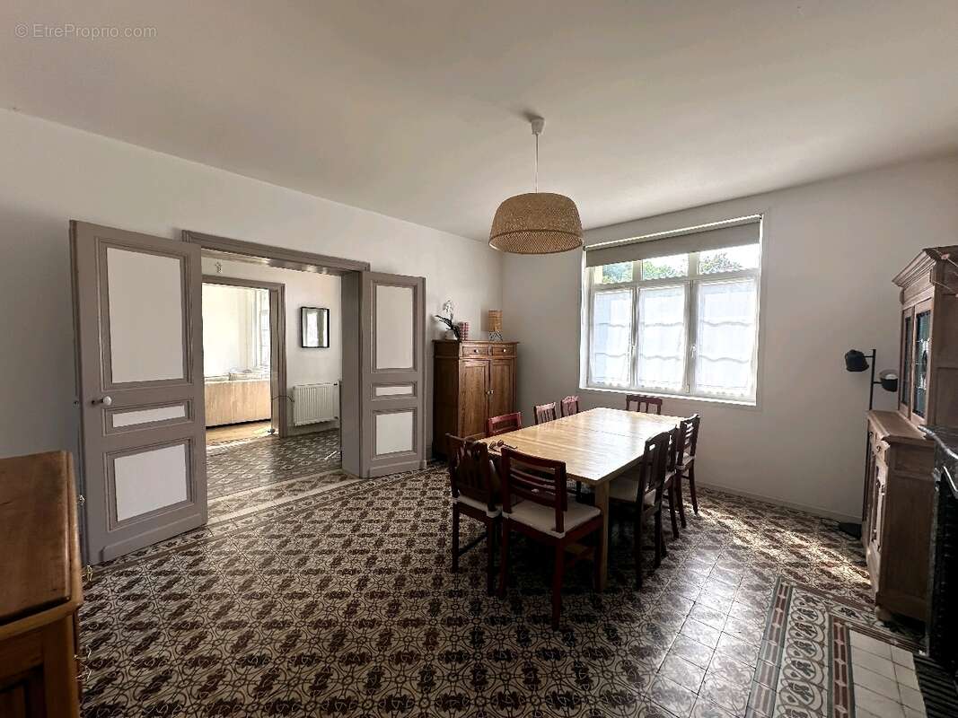 Maison à ETRICOURT-MANANCOURT