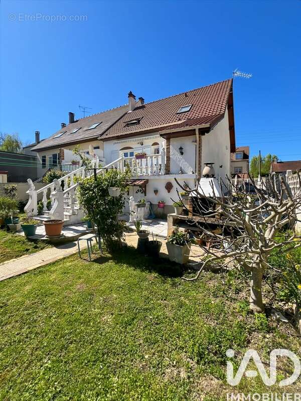 Photo 3 - Maison à VILLECRESNES