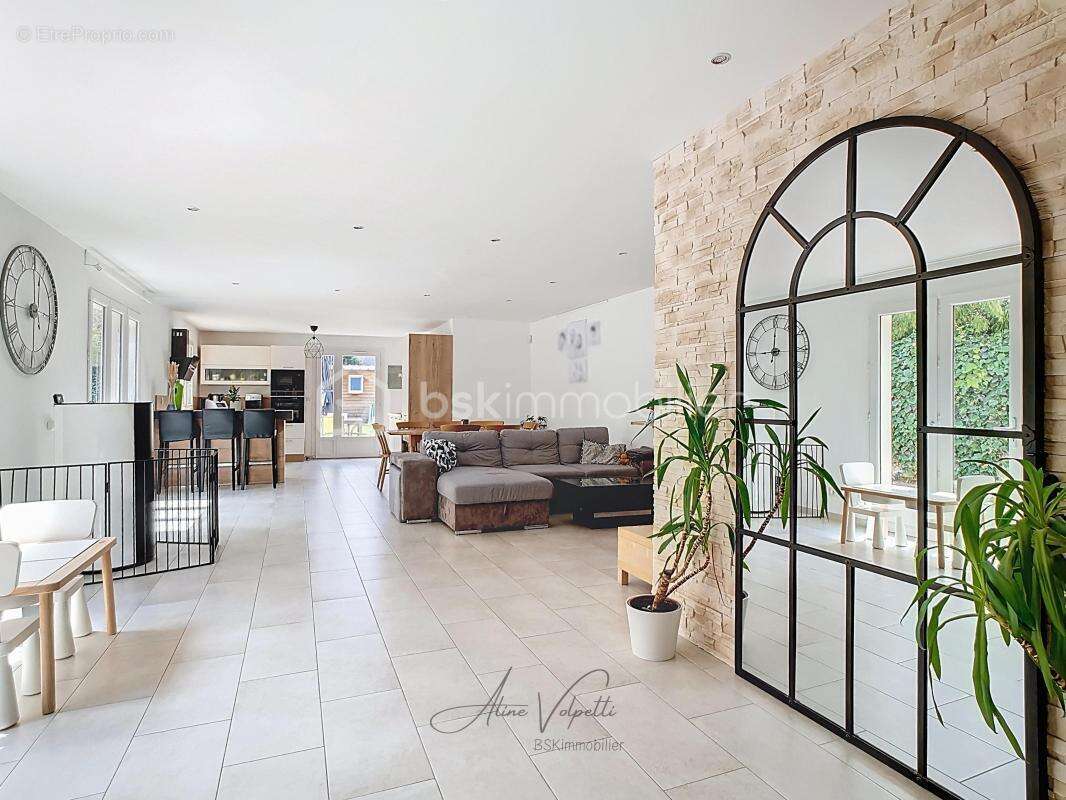 Maison à SAINT-GERMAIN-SUR-MORIN