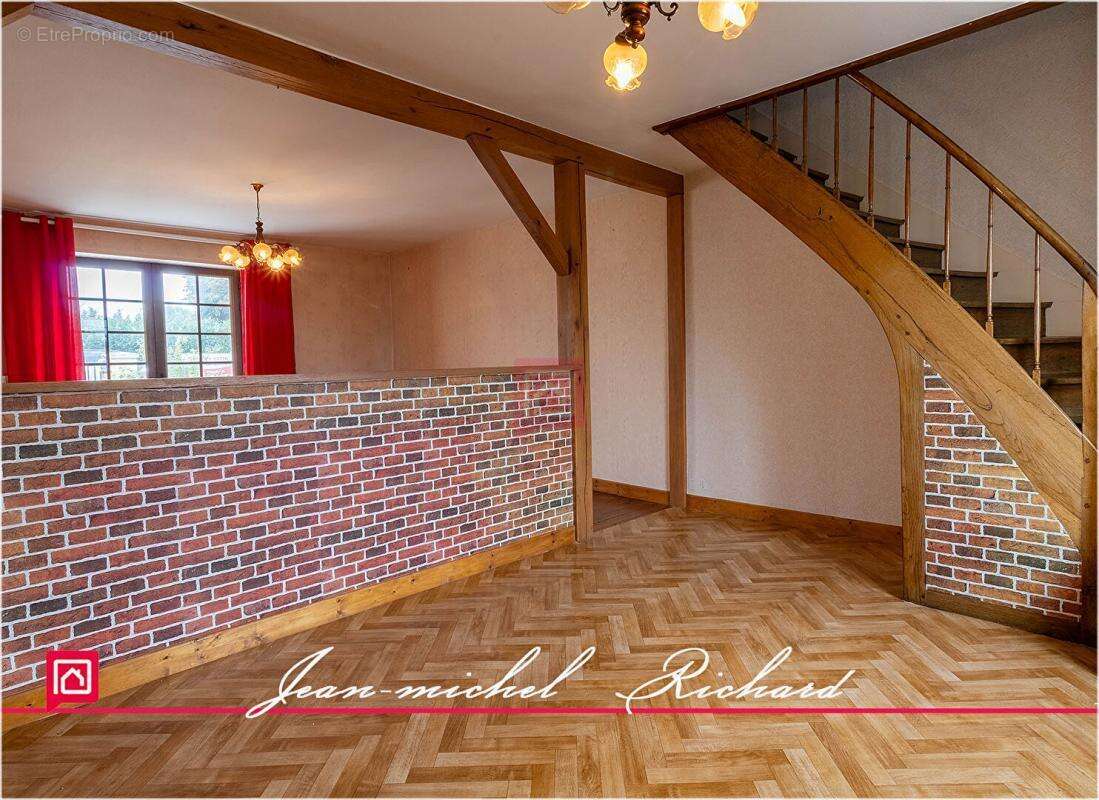 Maison à NOYERS-SUR-CHER