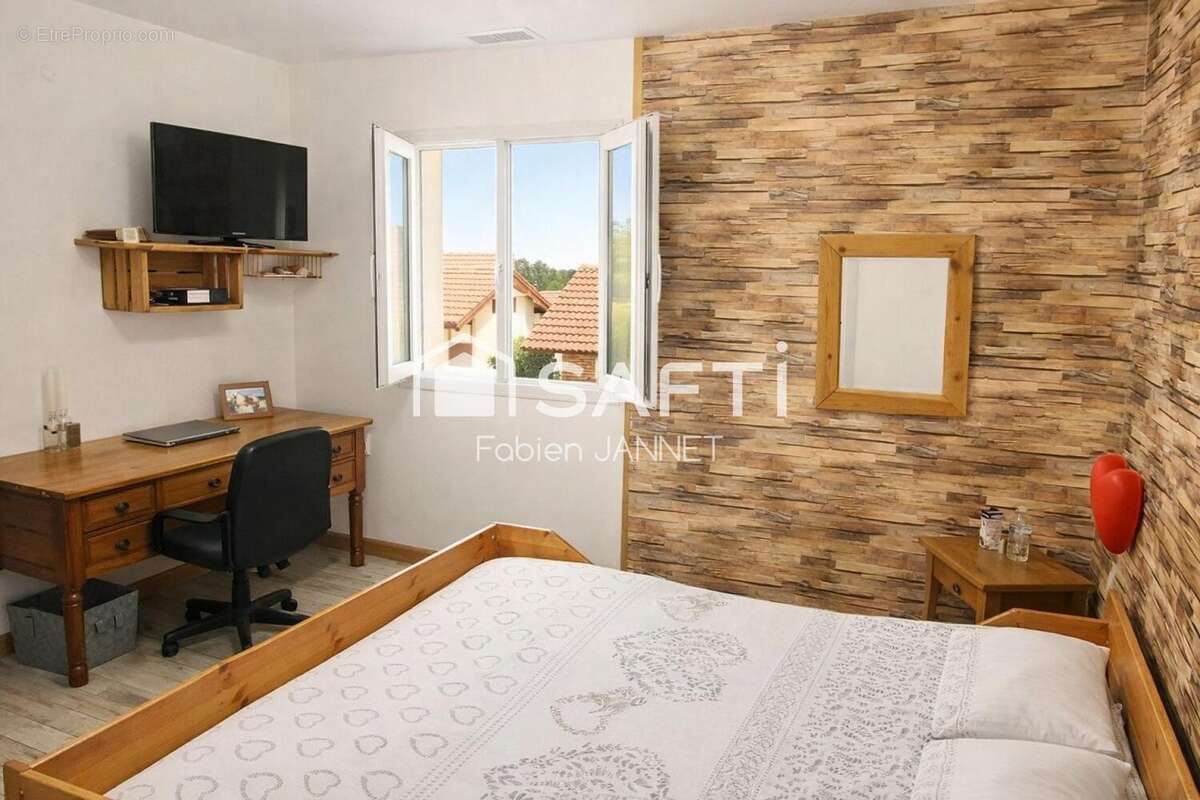 Maison 130 m² à Joudes  - photo 4