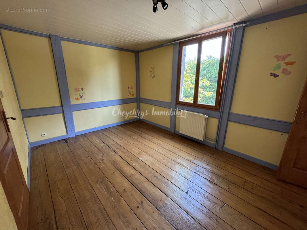 Maison à EQUEMAUVILLE