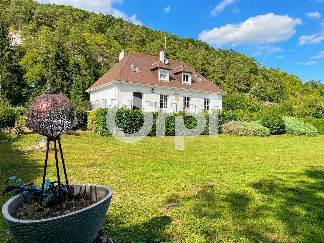 Maison à ARNIERES-SUR-ITON