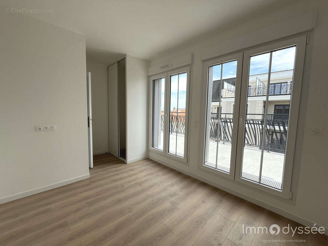 Appartement à LE PERREUX-SUR-MARNE