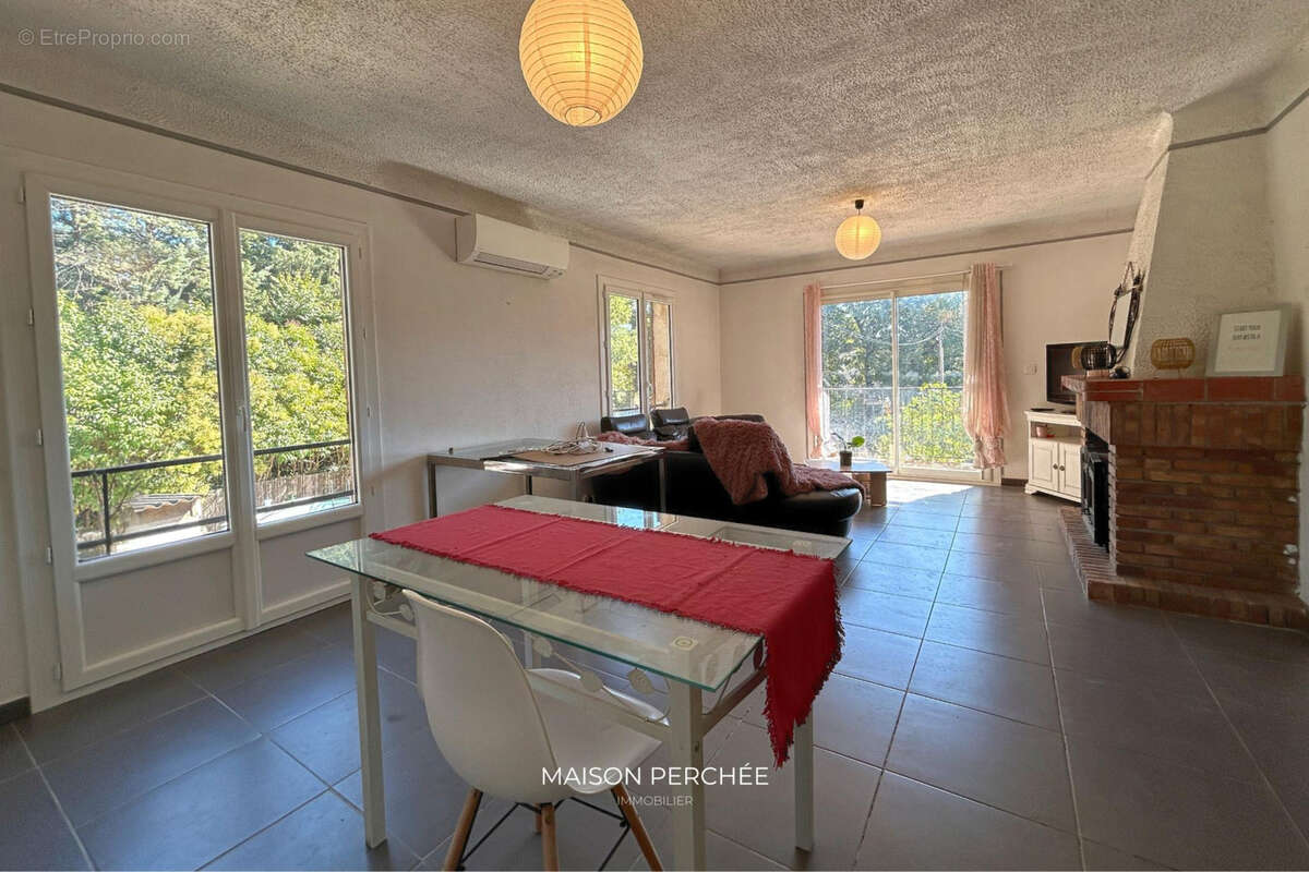 Trans en Provence maison de 167 m2 avec deux T4 indépendants - photo 13