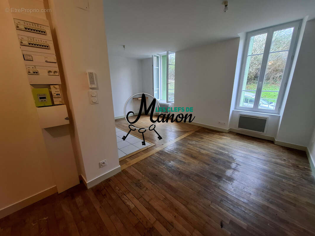 Appartement à SAINT-SULPICE-LAURIERE