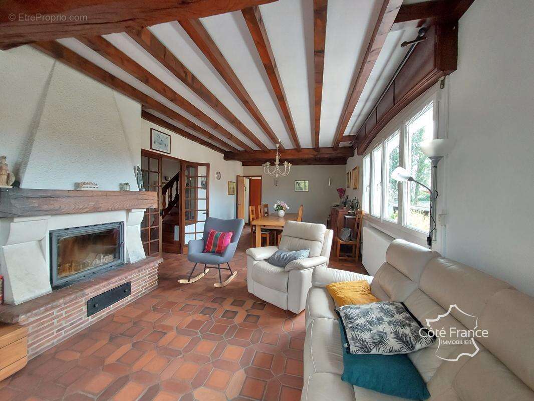 Maison à VILLENAVE-D'ORNON