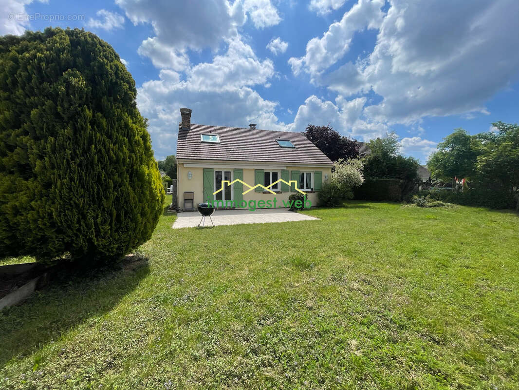 Maison à BLAINCOURT-LES-PRECY