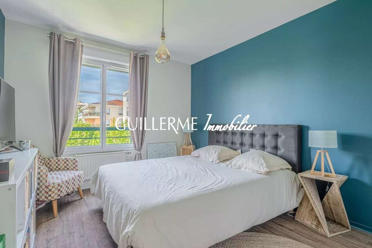 Appartement à TASSIN-LA-DEMI-LUNE