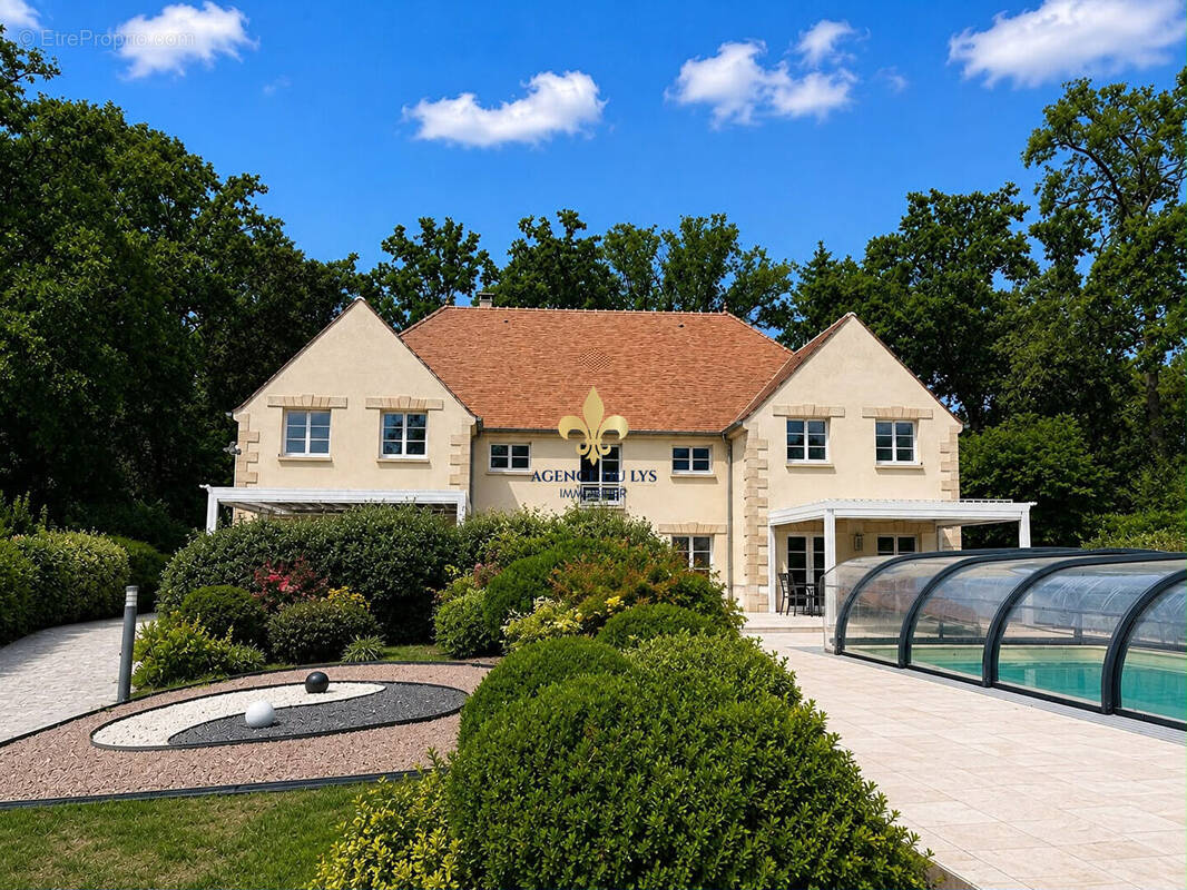 Maison à LAMORLAYE