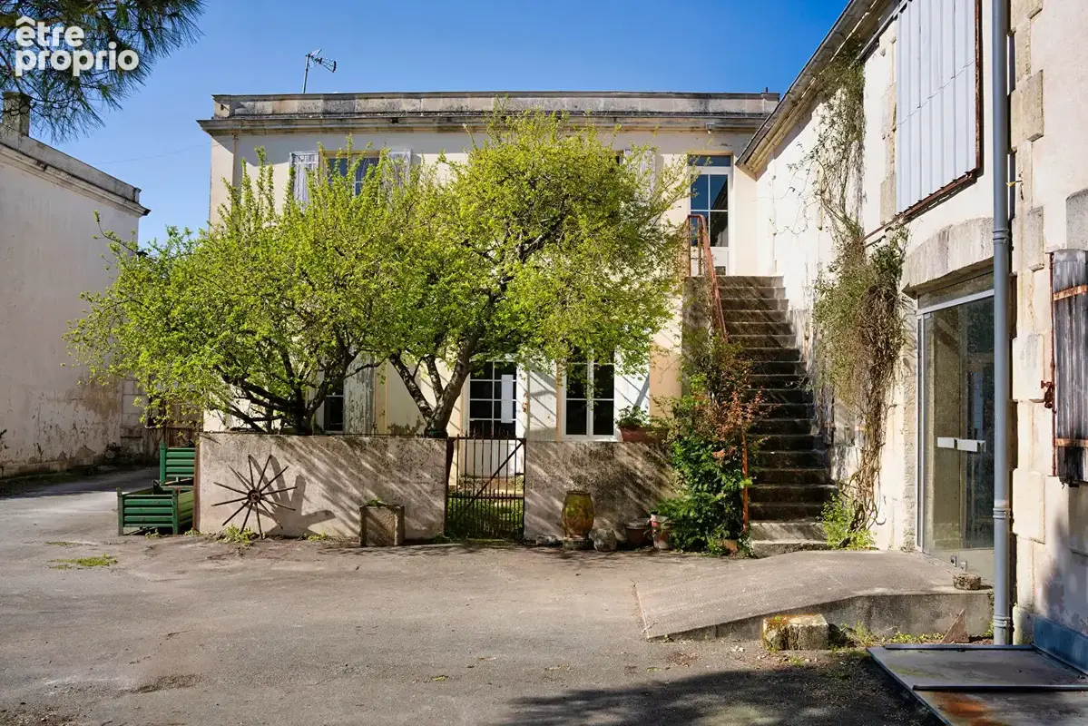Opportunité commerciale avec 3 logements - photo 4