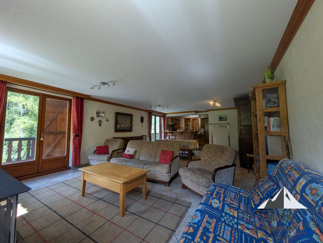 Appartement 84 m² à Peisey-Nancroix  - photo 2