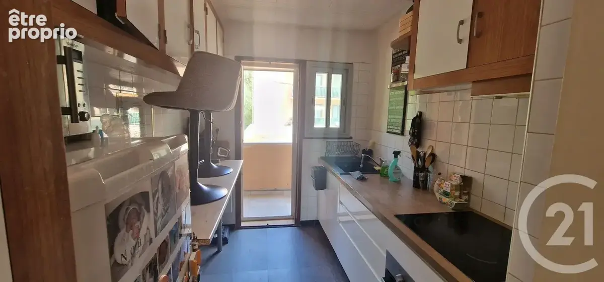 Appartement 80 m² à Hyeres  - photo 4