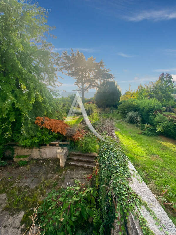 Maison à MONSEMPRON-LIBOS