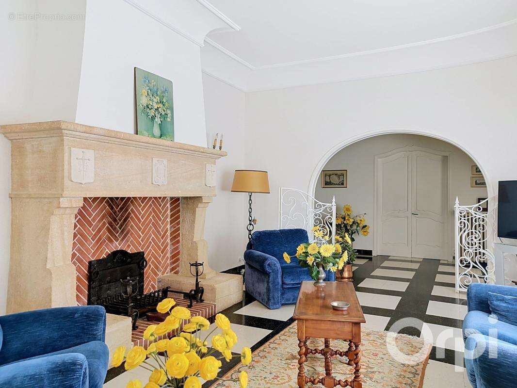 RARE à la vente villa d'exception de 191 m² type 5 sur 1995 m² de terrain - photo 16