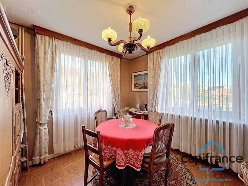 Maison à BEHREN-LES-FORBACH