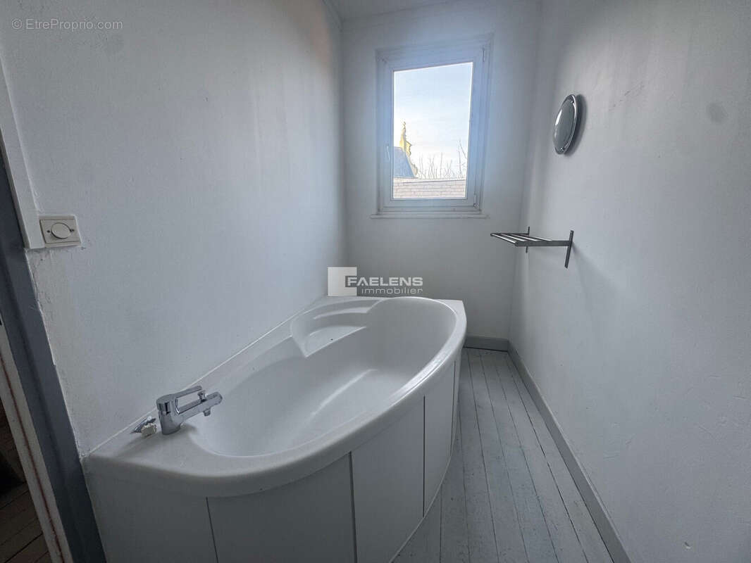 Appartement à LE CATEAU-CAMBRESIS