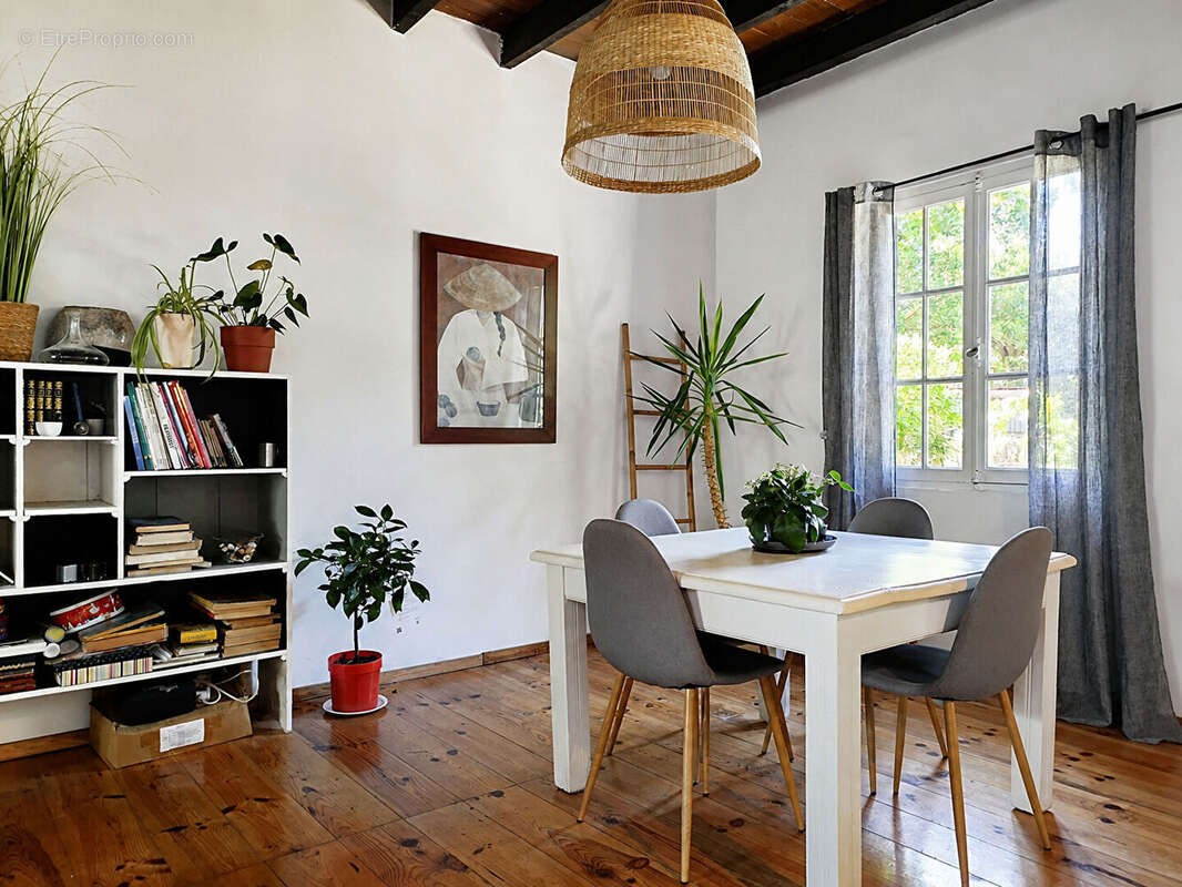 Maison à VIELLE-SAINT-GIRONS